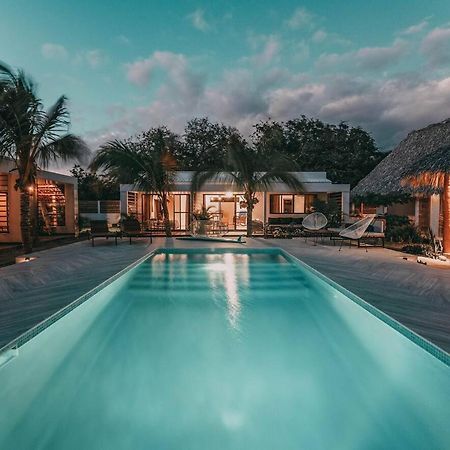 Хостел Surf And Yoga Retreat Nicaragua Ла-Альбина Экстерьер фото