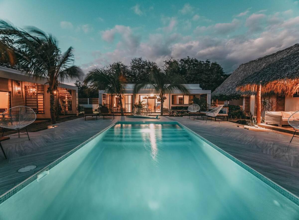 Хостел Surf And Yoga Retreat Nicaragua Ла-Альбина Экстерьер фото